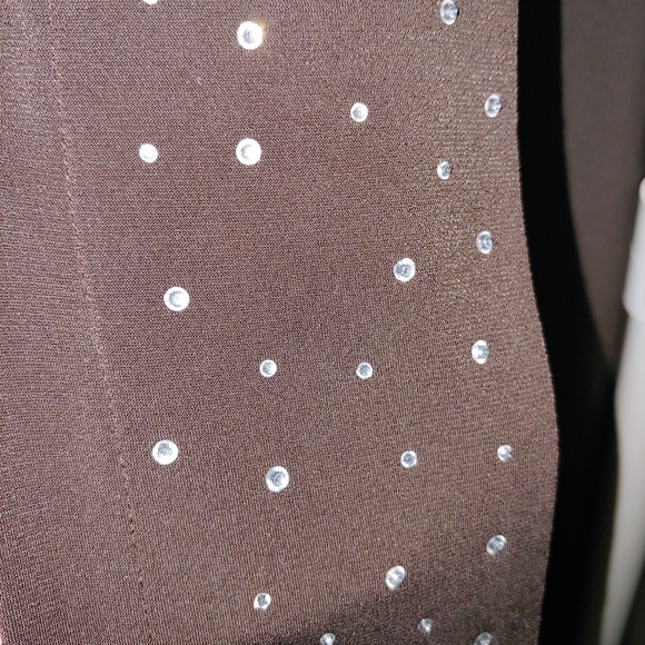 Quacker Factory- - Picture 2 of 7